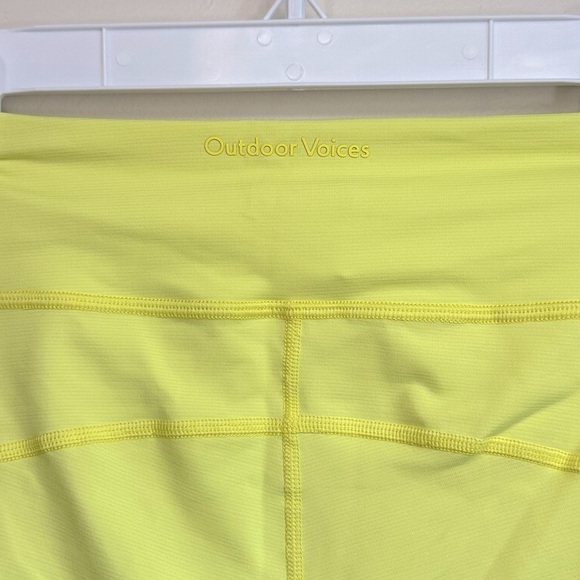 NWT Outdoor Voices Move Free 6” Bike Hike Workout Shorts Gecko Yellow Size Small - Picture 6 of 15